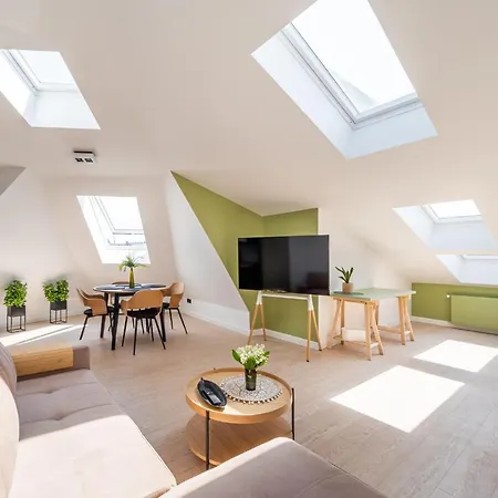 New Flat With Free Underground Parking And Air Conditioning