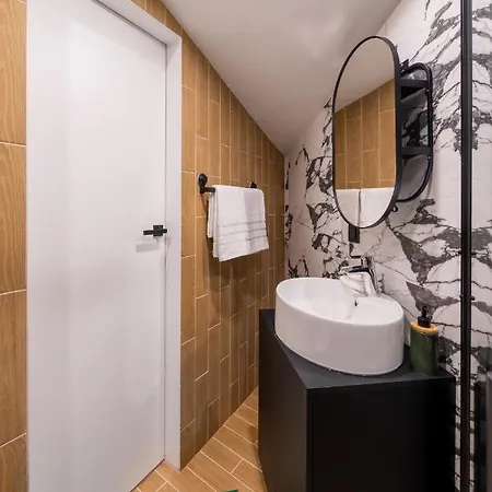 New Flat With Free Underground Parking And Air Conditioning Riga