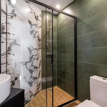 New Flat With Free Underground Parking And Air Conditioning Appartement Riga